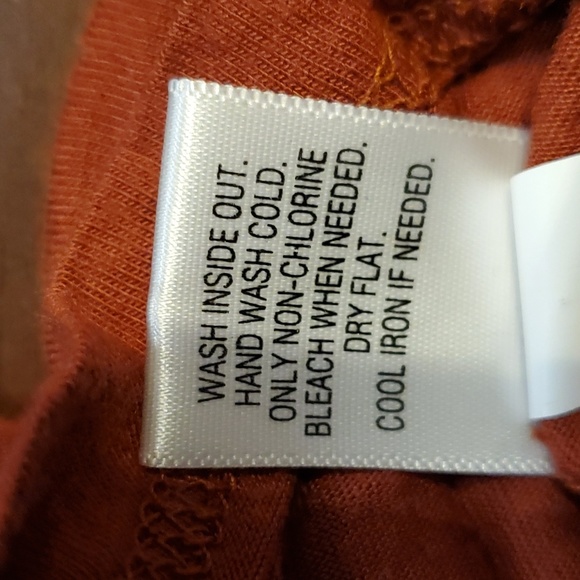 Rust Ruffle tank top - Picture 7 of 7